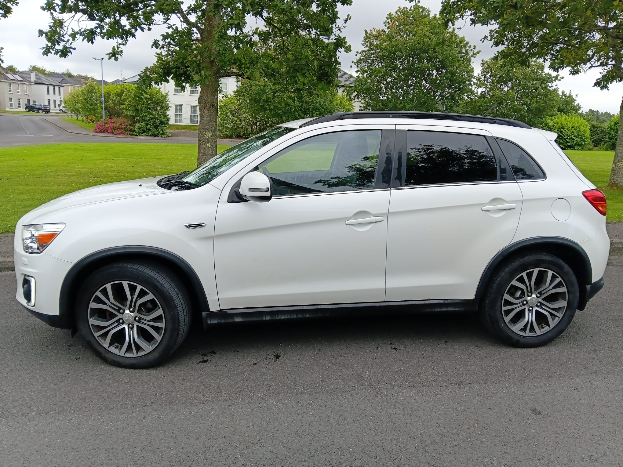 2016 Mitsubishi  ASX 5